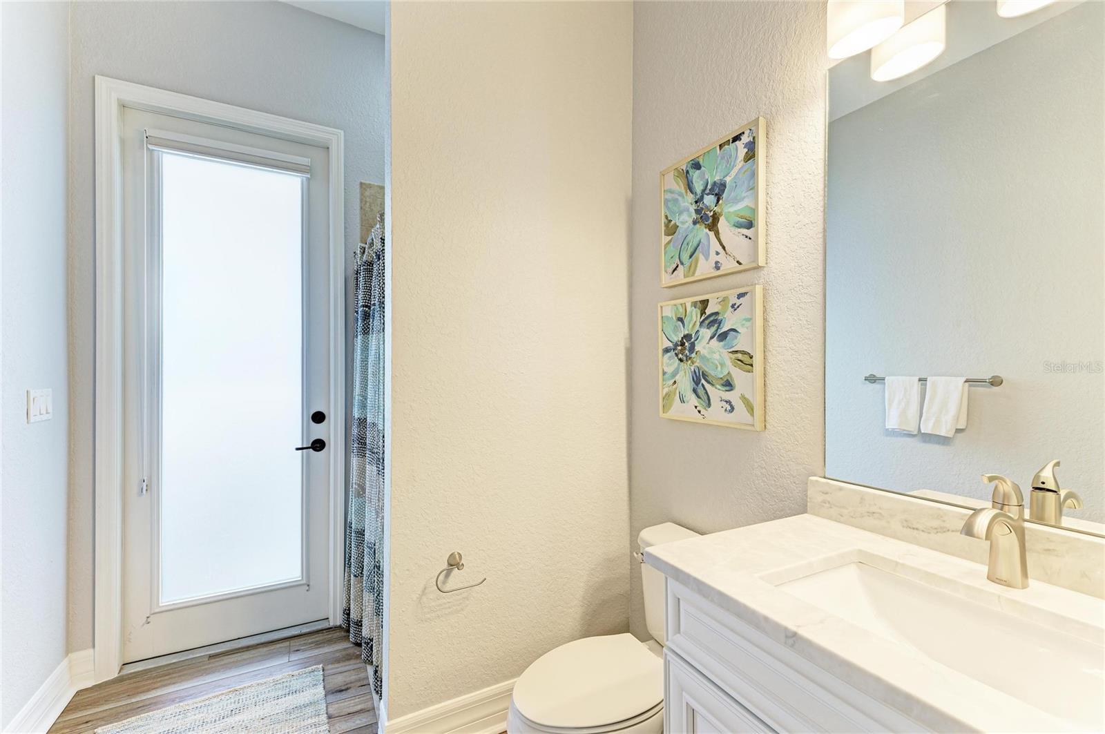 RIVER STRAND - Residential