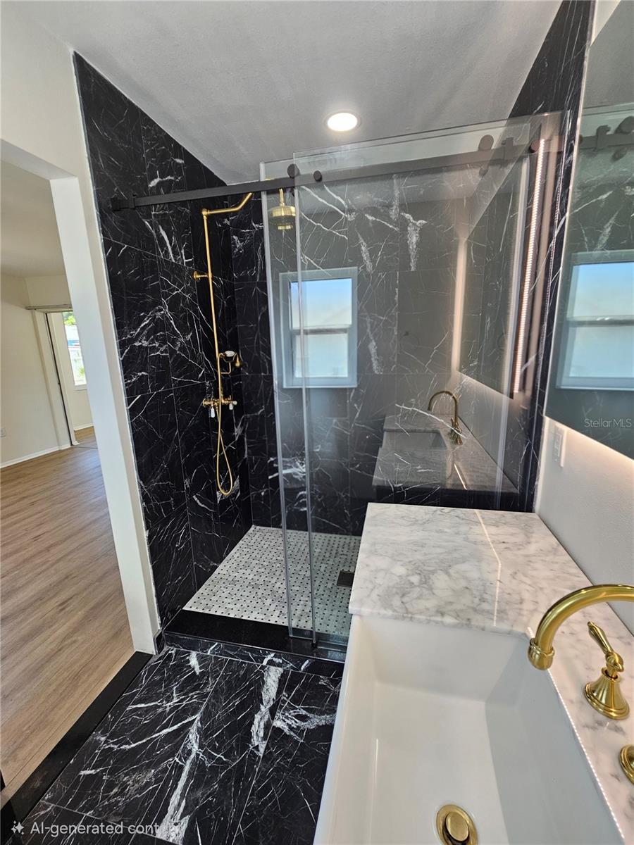 VENICE GARDENS - Residential Lease