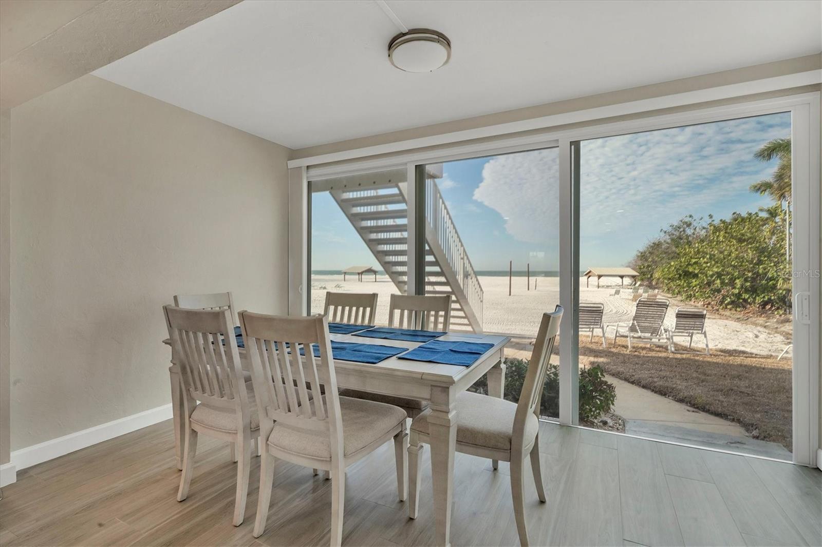 CASA MAR - Residential Lease