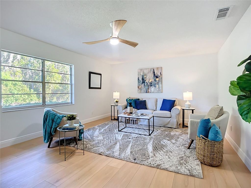 Photo of 2014 Hampstead Circle, Sun City Center, FL 33573 (MLS # TB8438221)