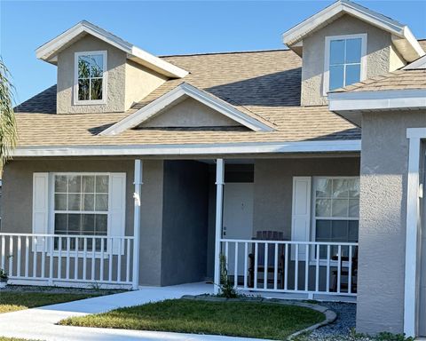 A home in PARRISH