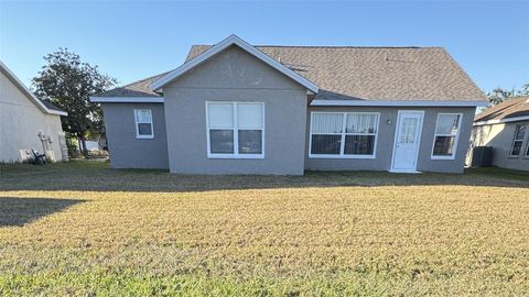 A home in PARRISH