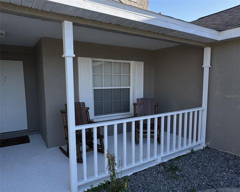 A home in PARRISH