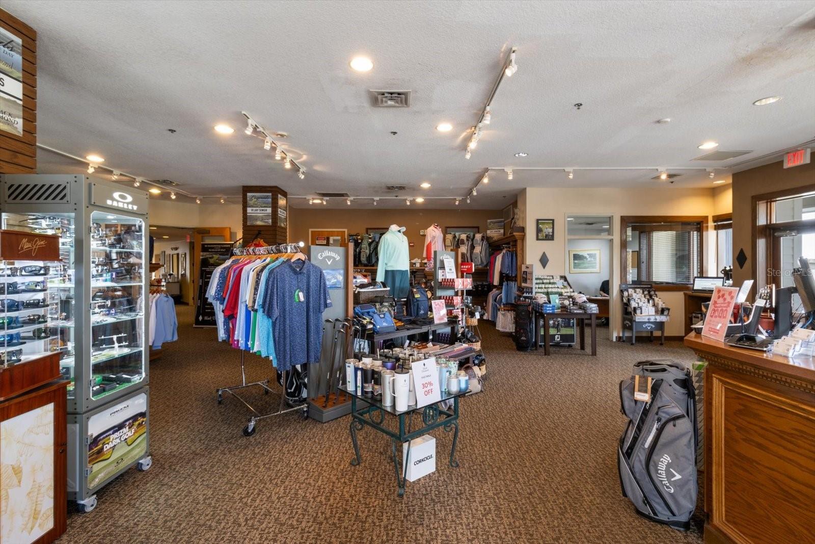 BLACK DIAMOND VILLAGE GOLF - Residential