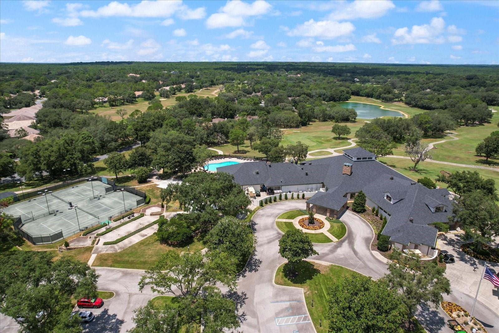BLACK DIAMOND VILLAGE GOLF - Residential