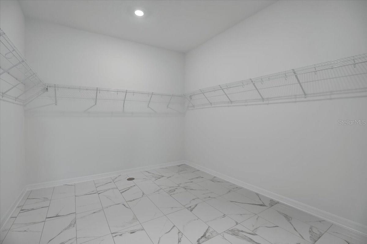 SWEETWATER AT LAKEWOOD RANCH PH I & II - Residential