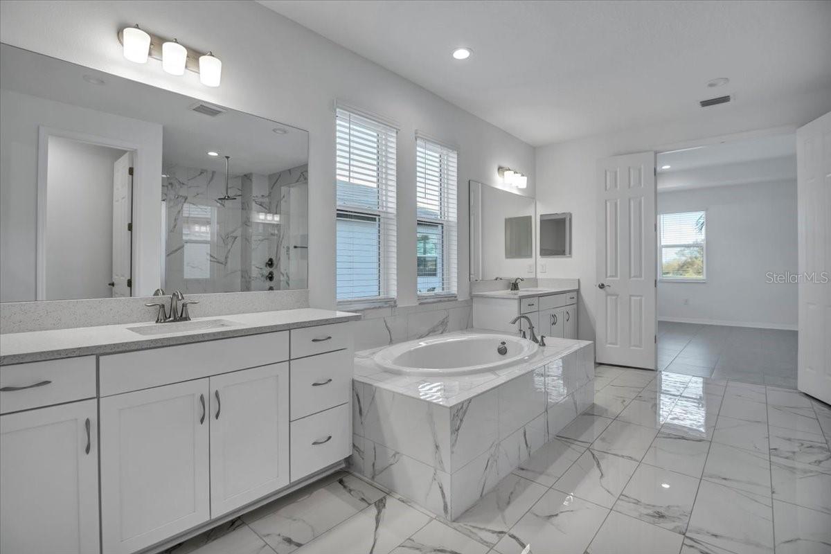 SWEETWATER AT LAKEWOOD RANCH PH I & II - Residential