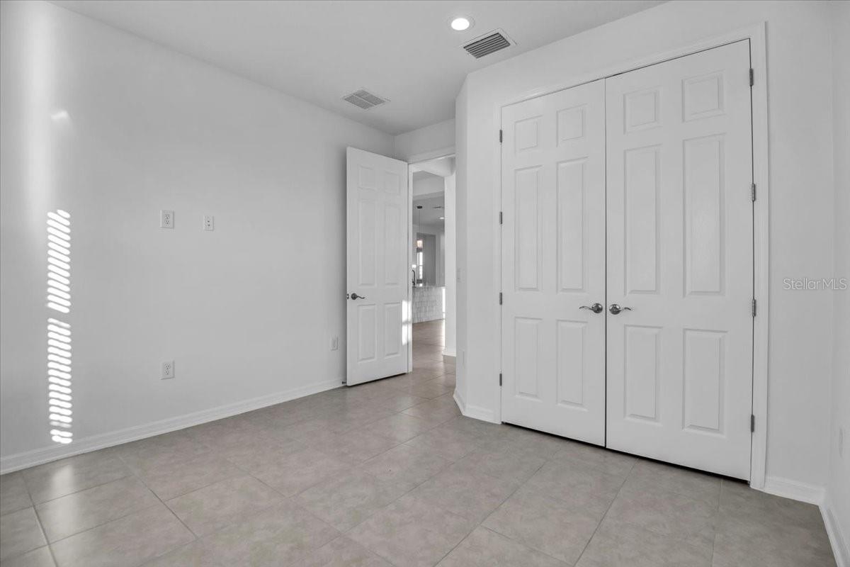 SWEETWATER AT LAKEWOOD RANCH PH I & II - Residential