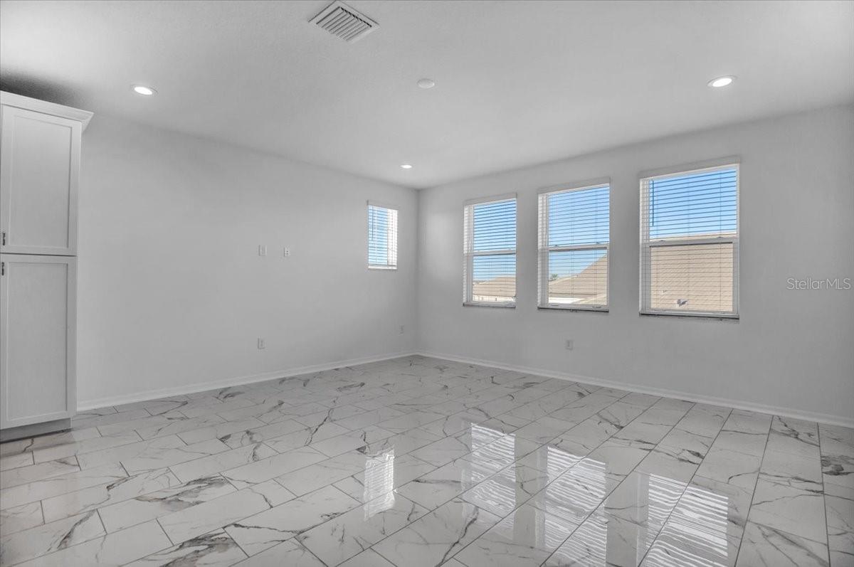 SWEETWATER AT LAKEWOOD RANCH PH I & II - Residential