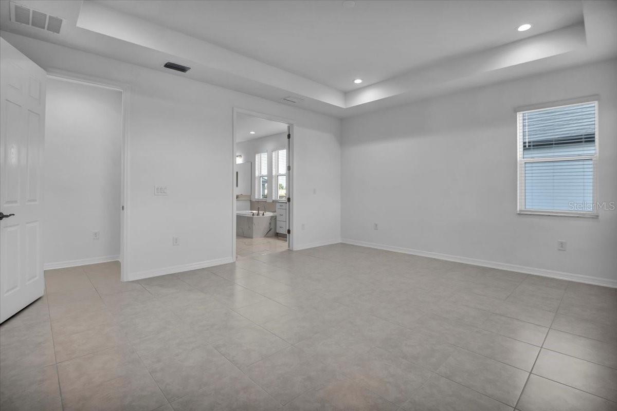 SWEETWATER AT LAKEWOOD RANCH PH I & II - Residential