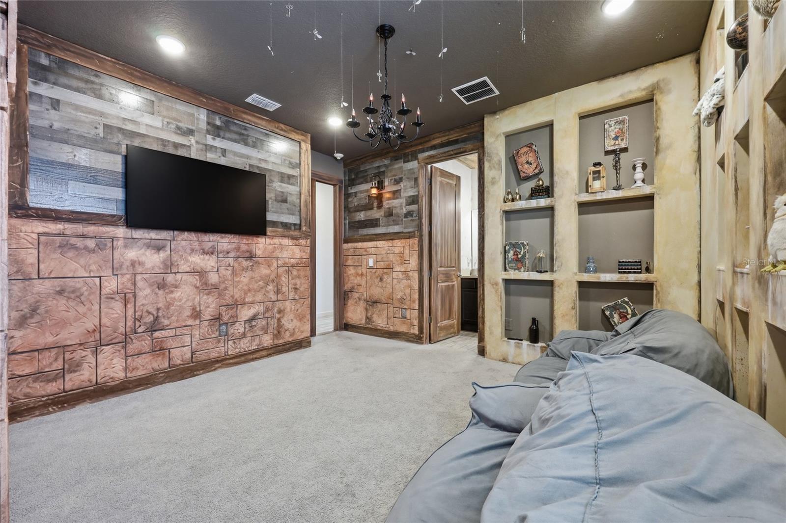 VERANDA PALMS PH 2B2-2C - Residential