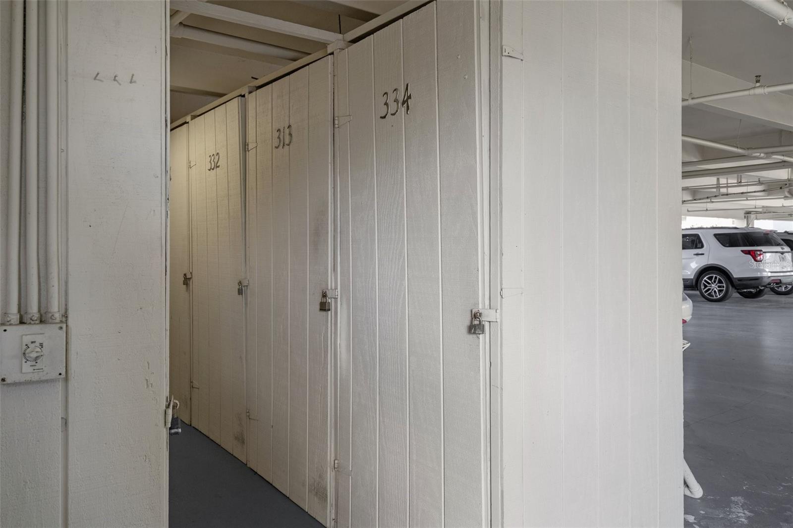 SAND PEBBLE POINTE CONDO 01 - Residential Lease