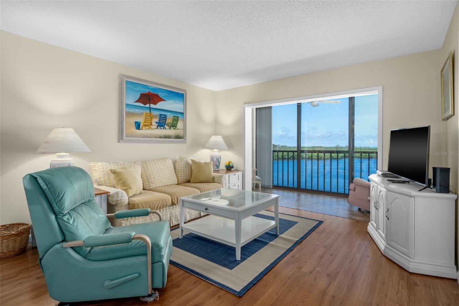 SAND PEBBLE POINTE CONDO 01 - Residential Lease