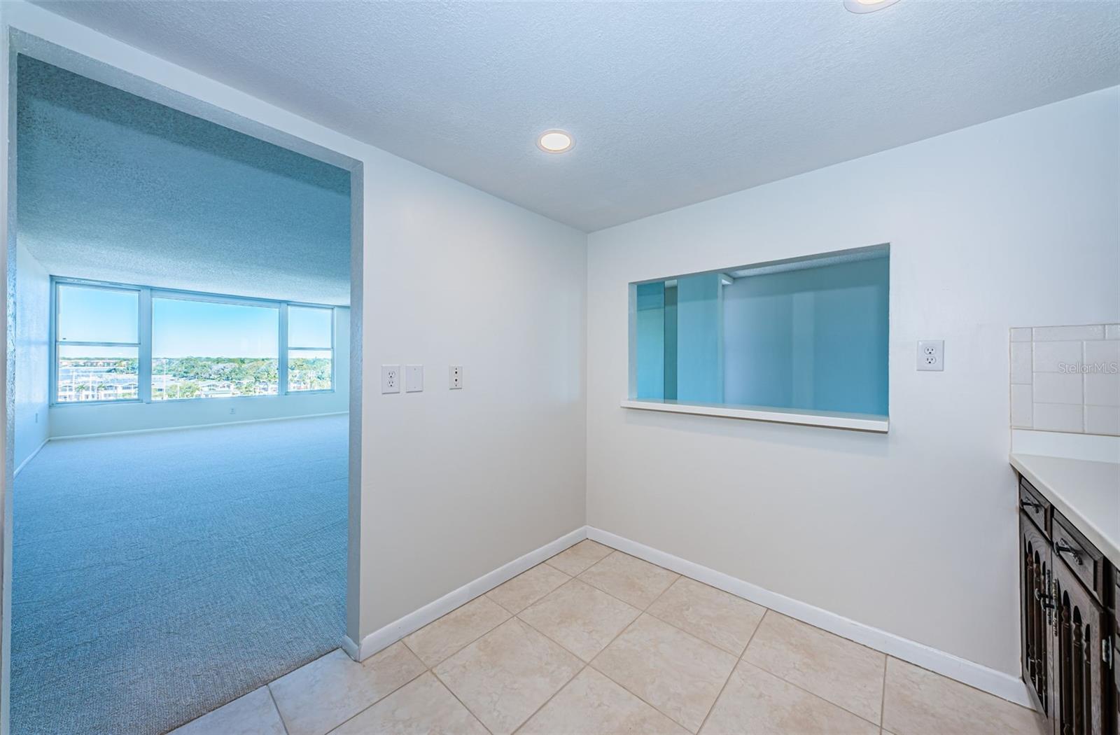 EDGEWATER ARMS 4TH CONDO - Residential