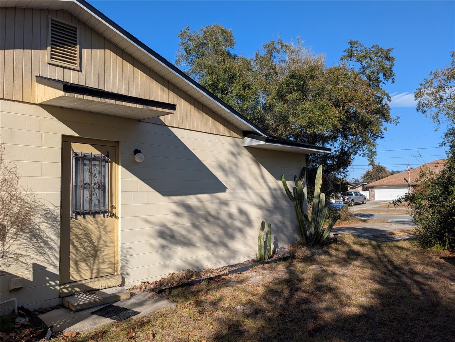 DELTONA LAKES UNIT 63 - Residential