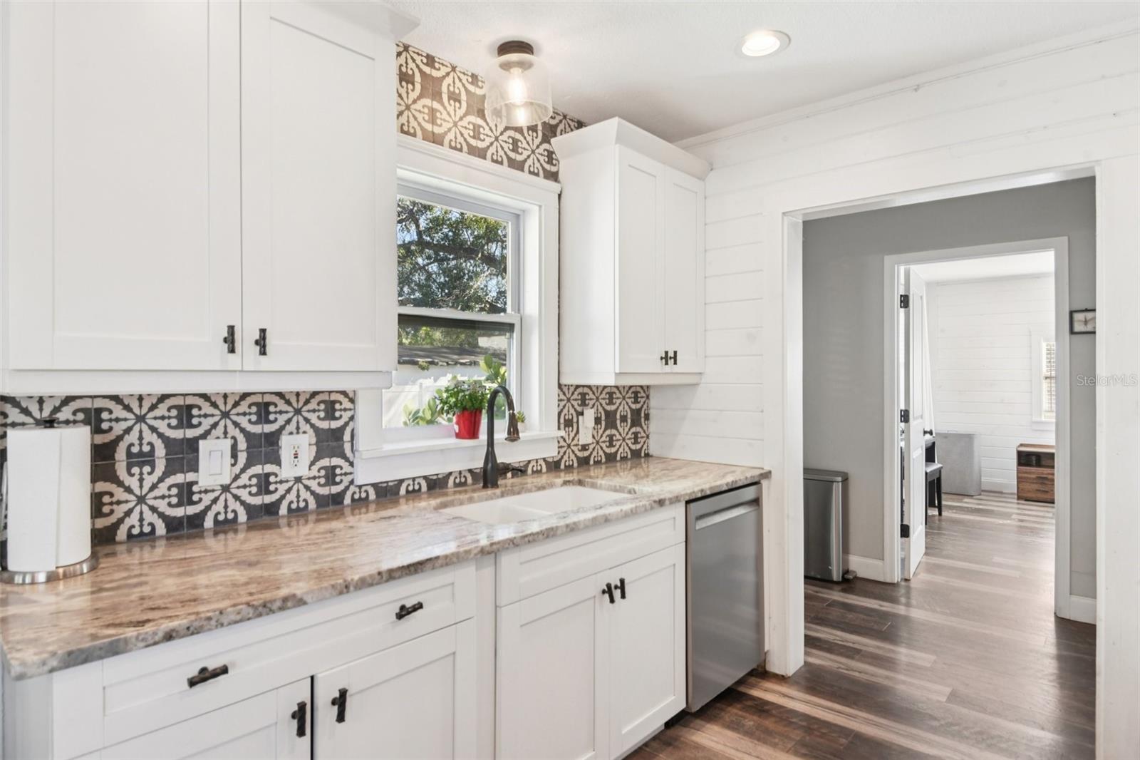 BUFFALO HEIGHTS - Residential