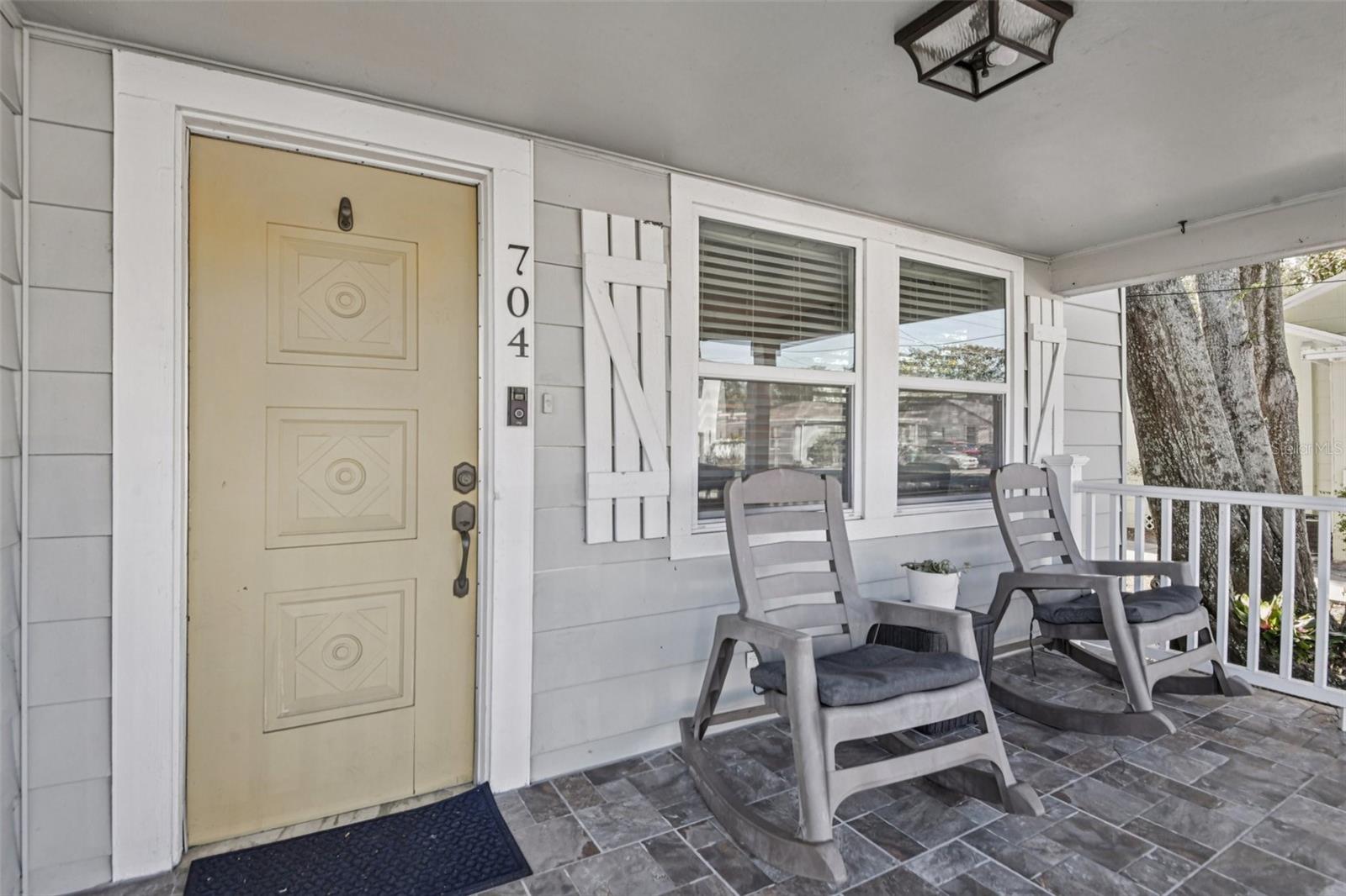 704 W FRIBLEY STREET