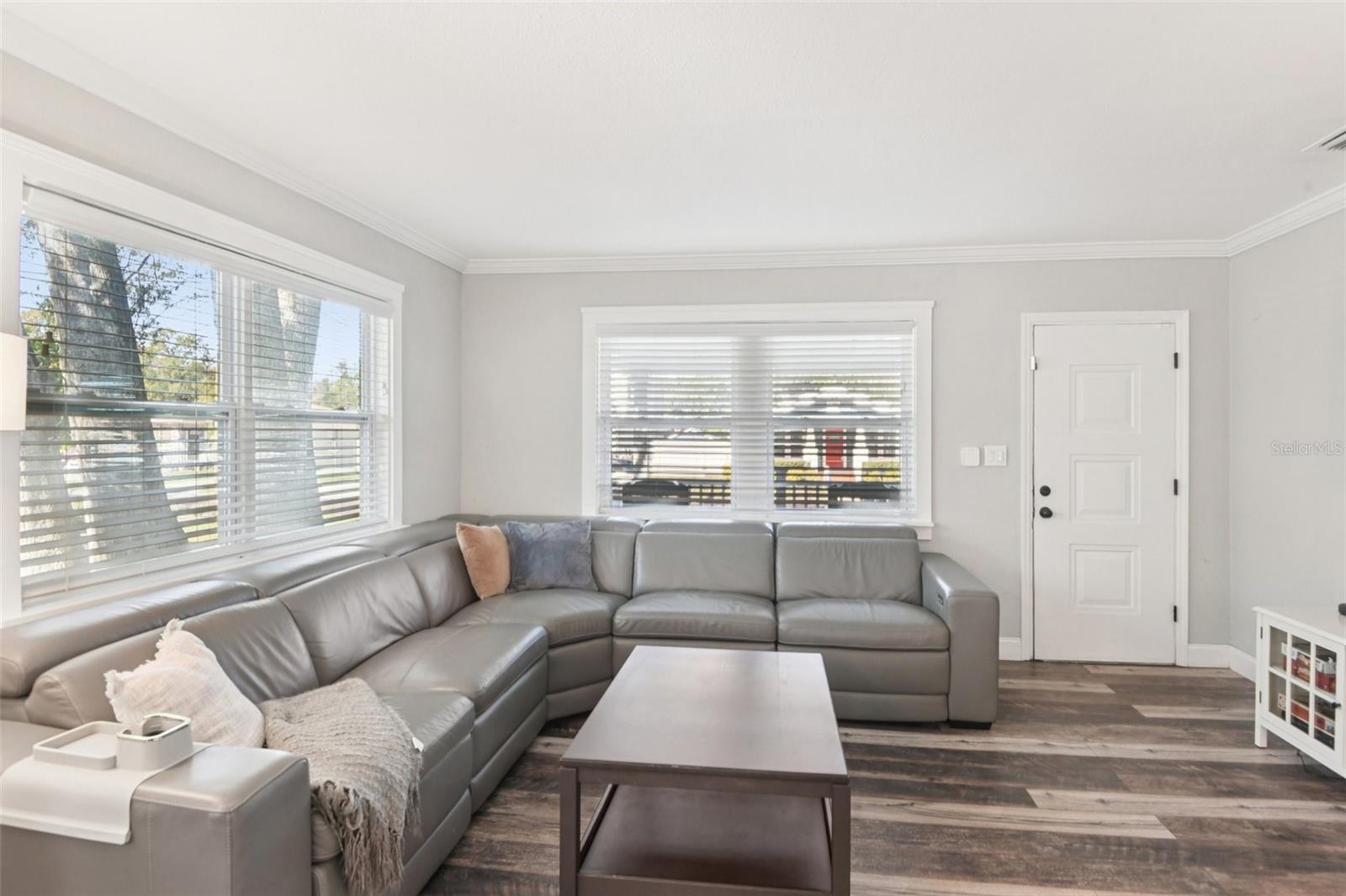 704 W FRIBLEY STREET