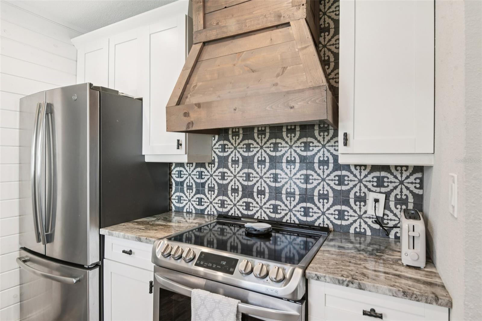 BUFFALO HEIGHTS - Residential