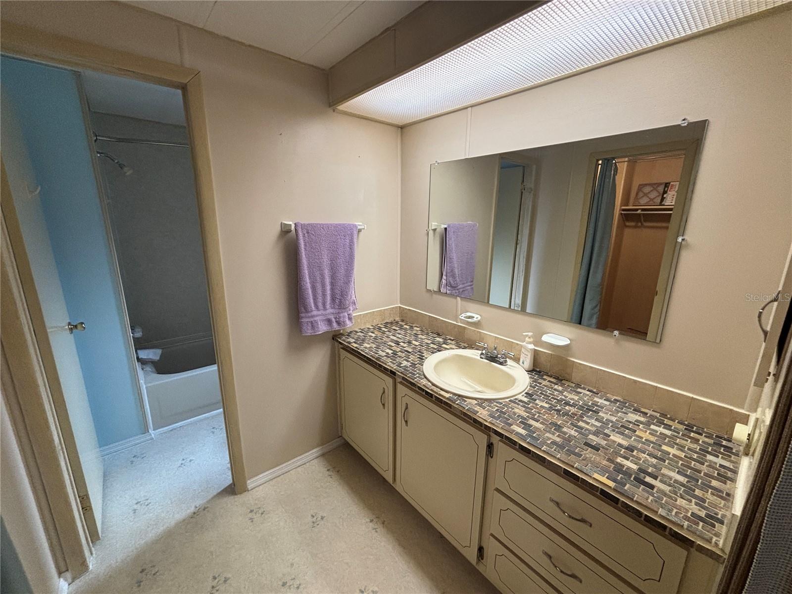 WINDING WATERS - Residential