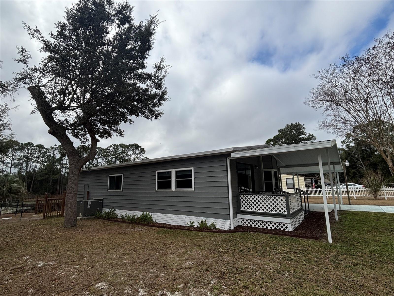 WINDING WATERS - Residential