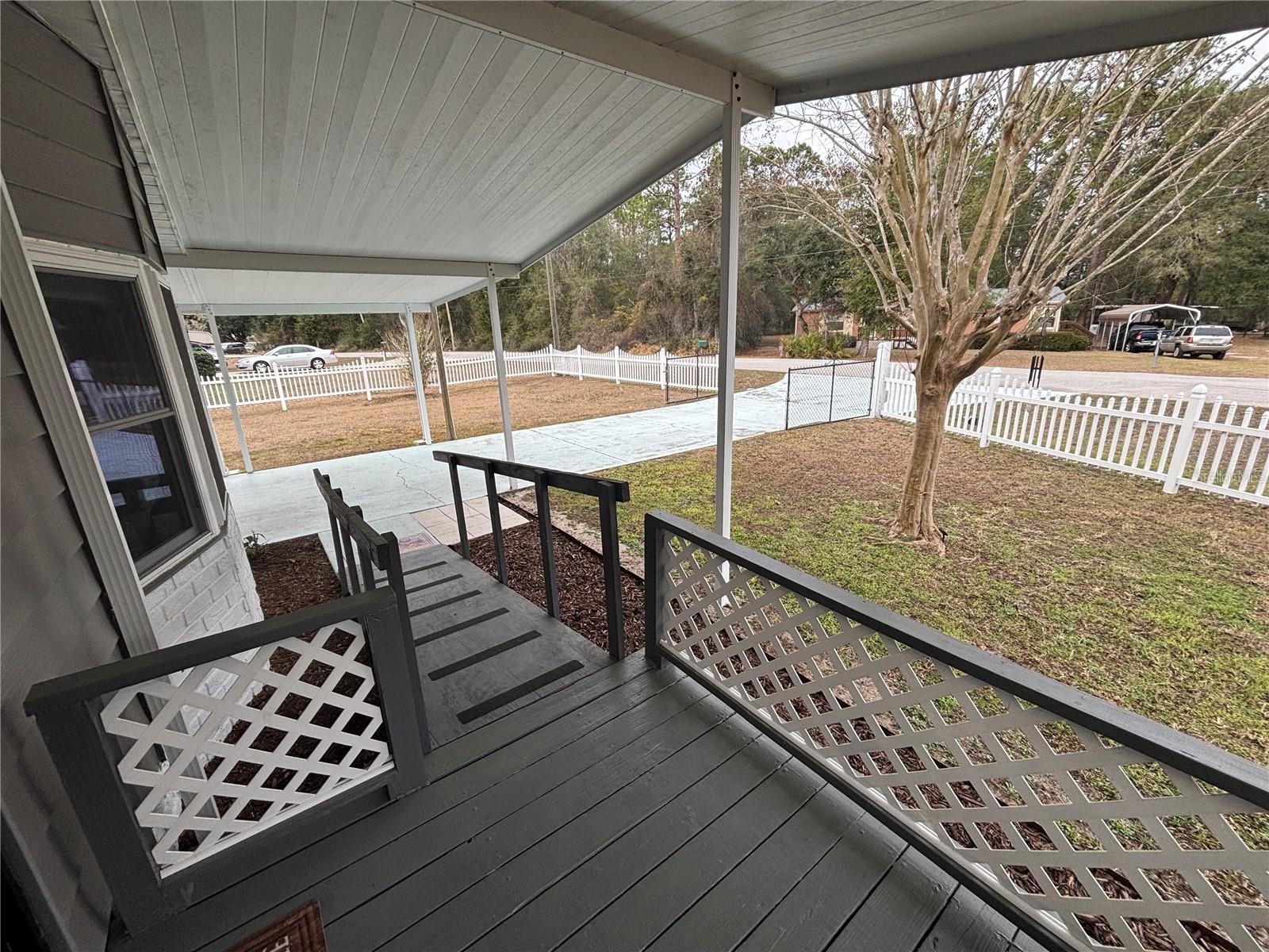 WINDING WATERS - Residential