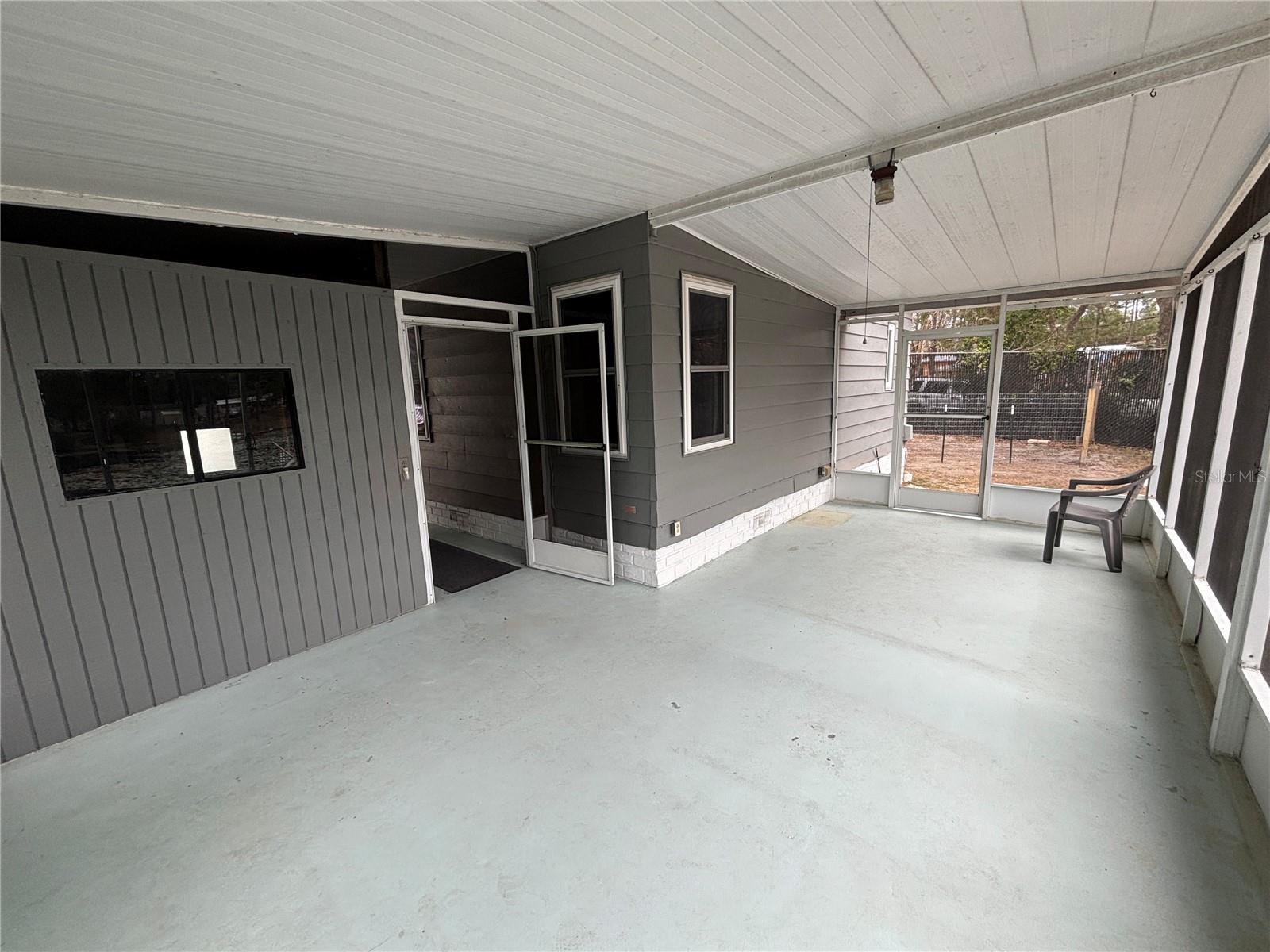 WINDING WATERS - Residential