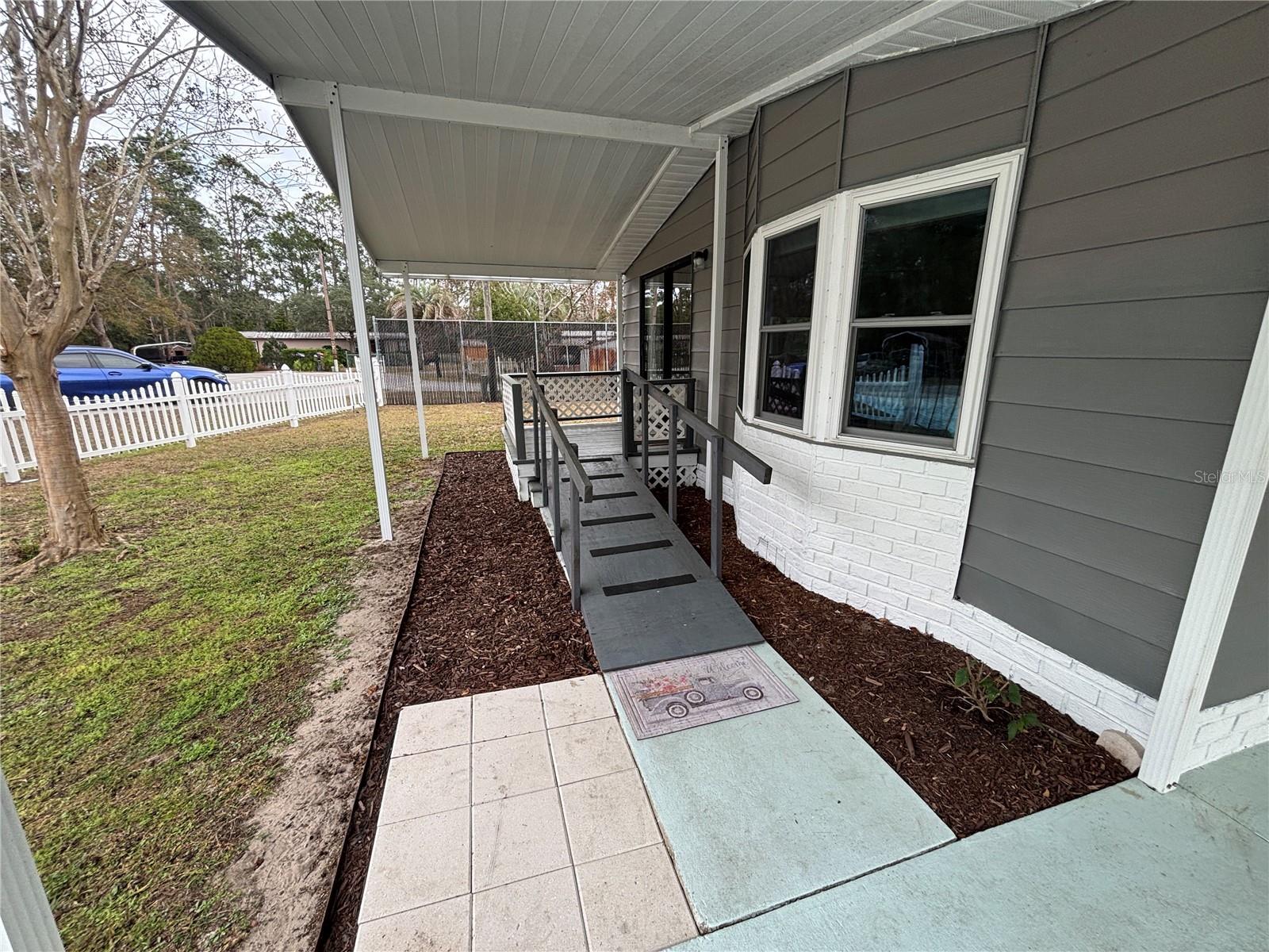 WINDING WATERS - Residential