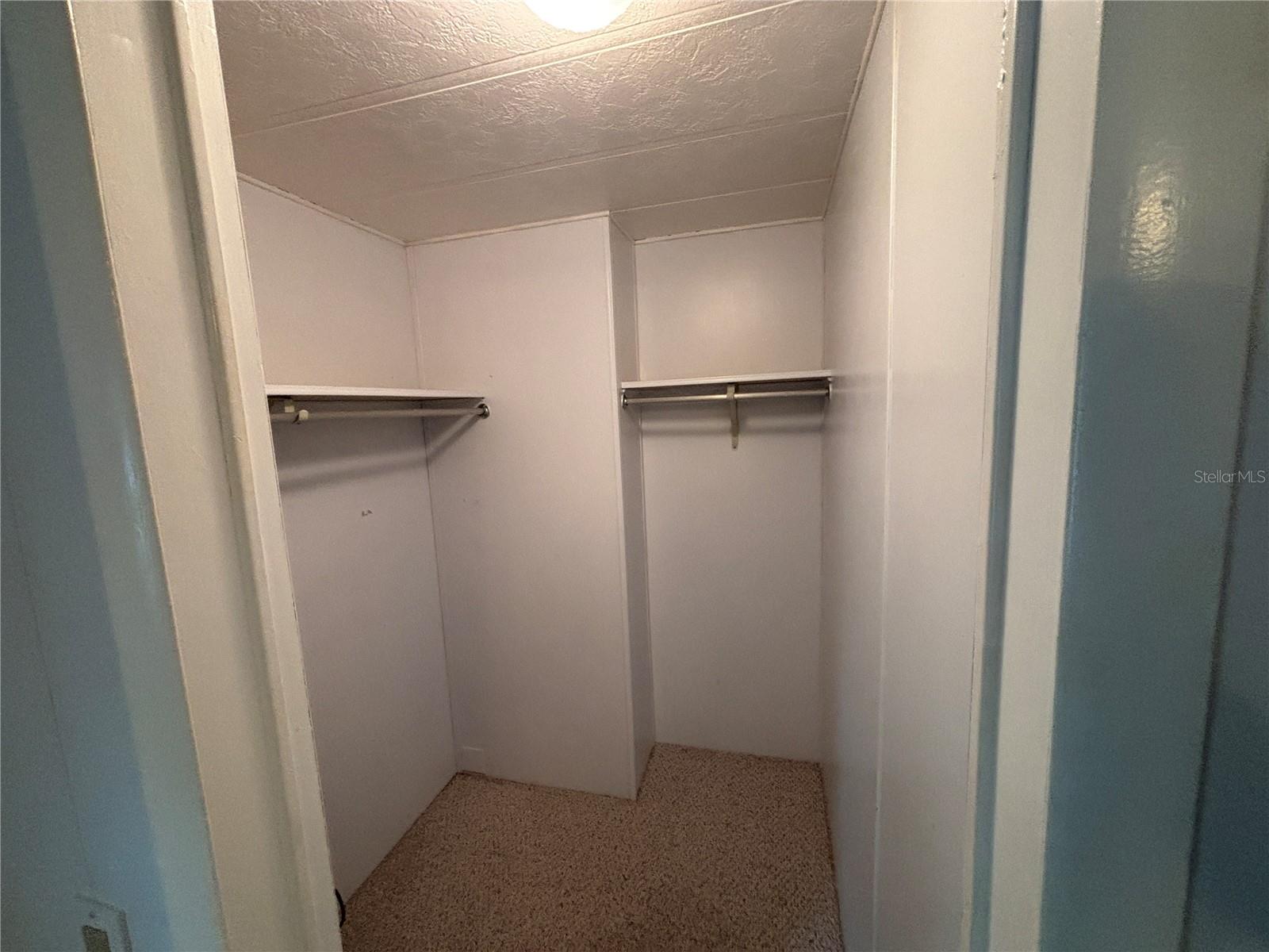 WINDING WATERS - Residential