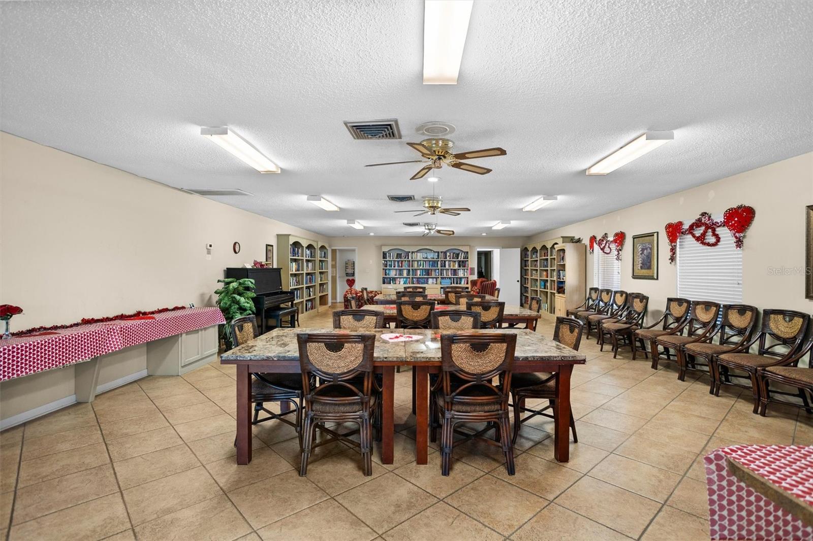 SPRINGWOOD VILLAS - Residential