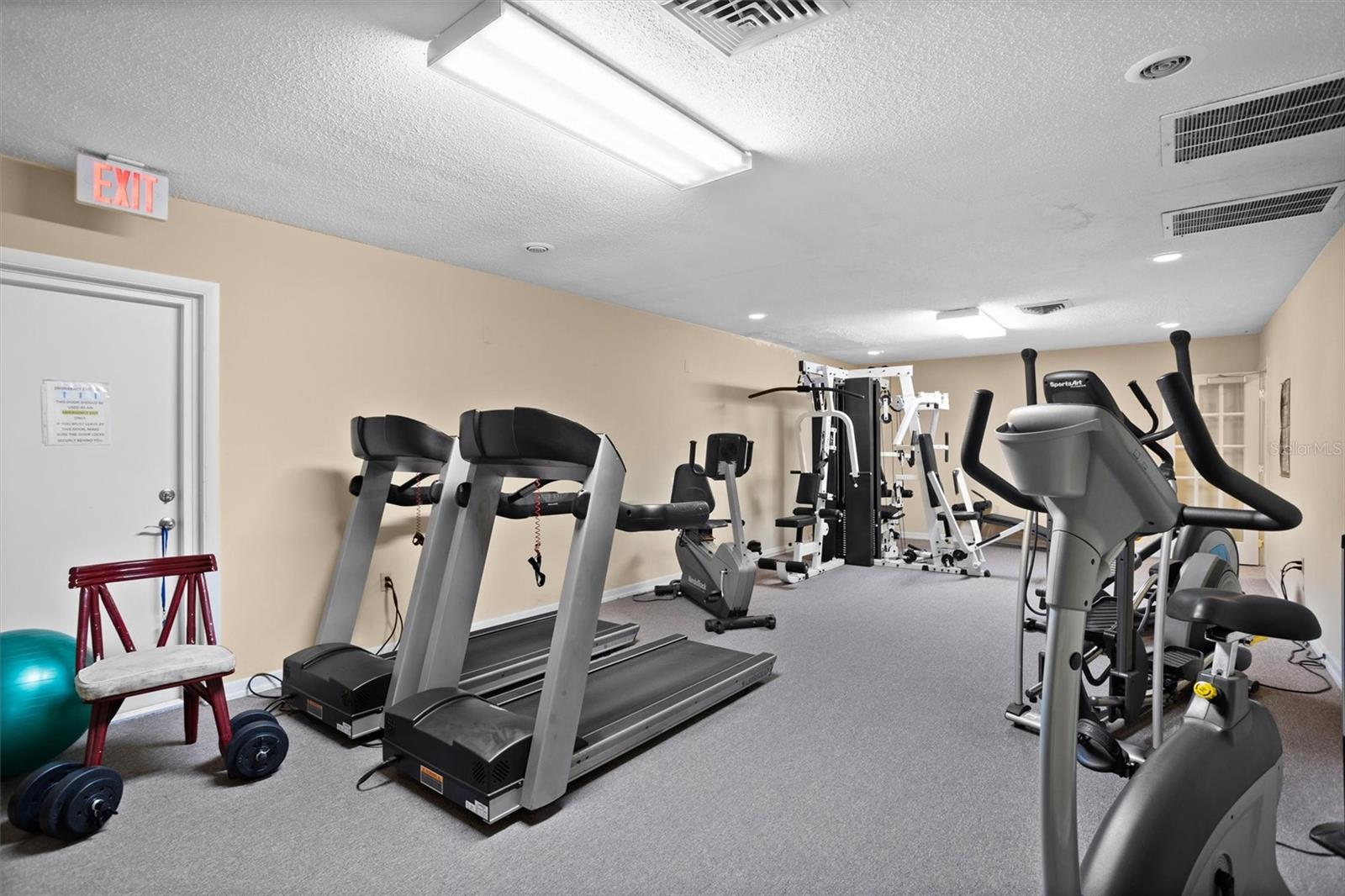 SPRINGWOOD VILLAS - Residential