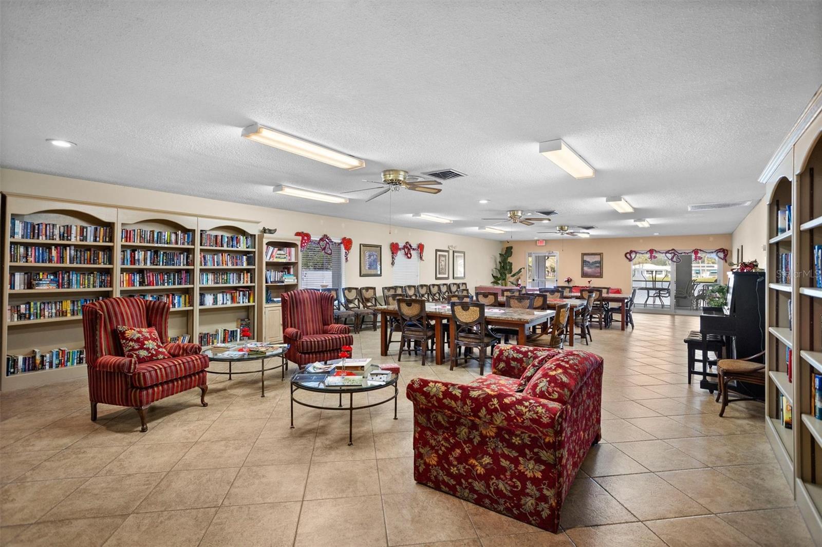 SPRINGWOOD VILLAS - Residential