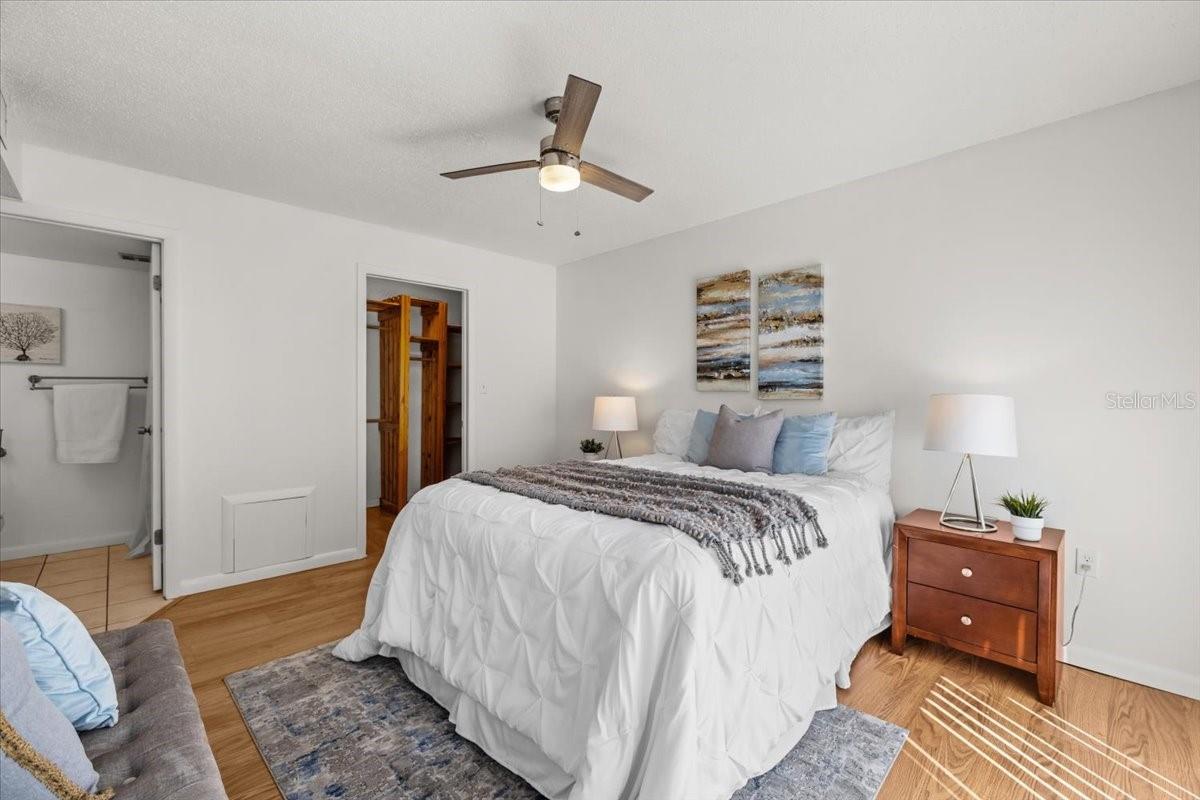 SPRINGWOOD VILLAS - Residential