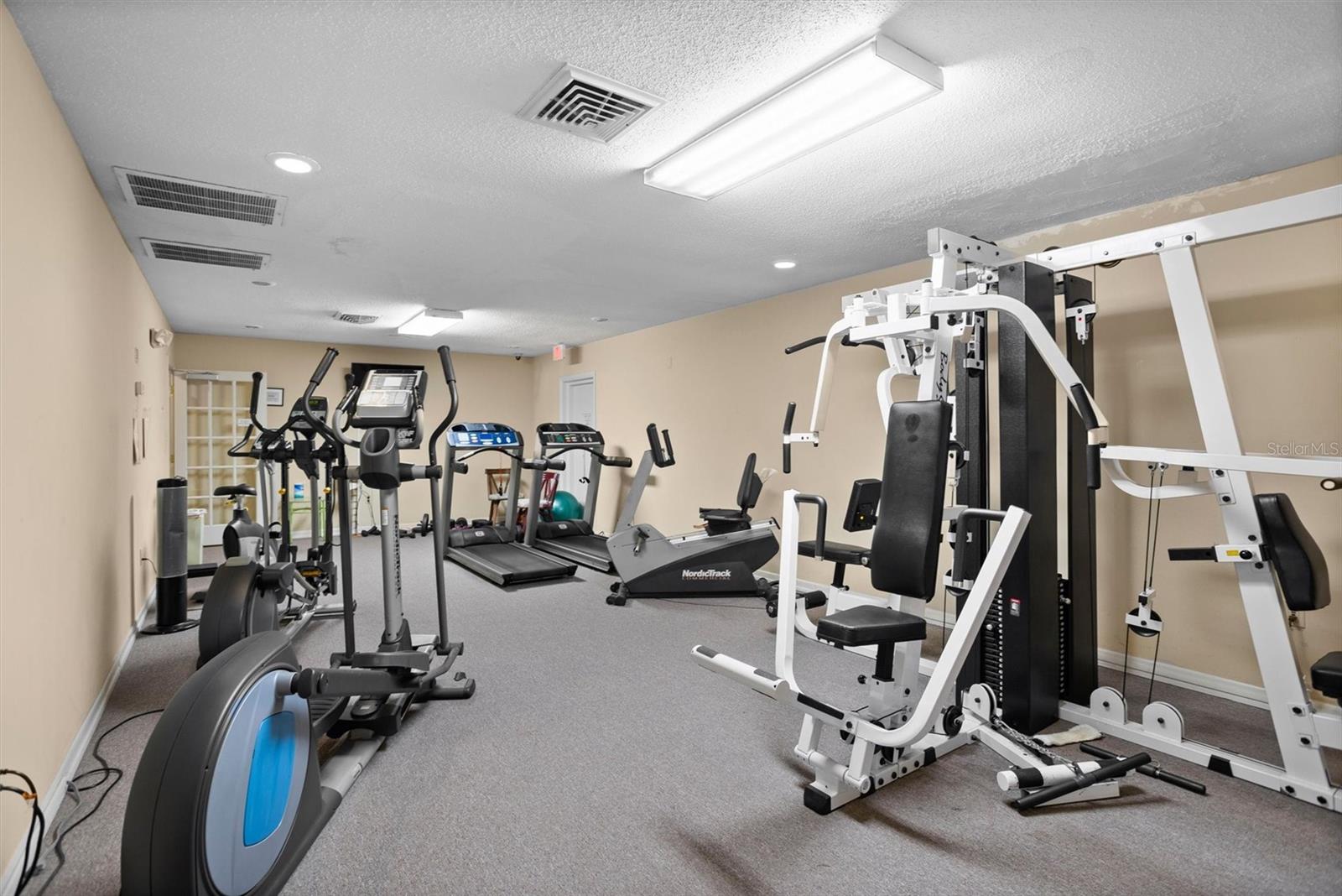 SPRINGWOOD VILLAS - Residential