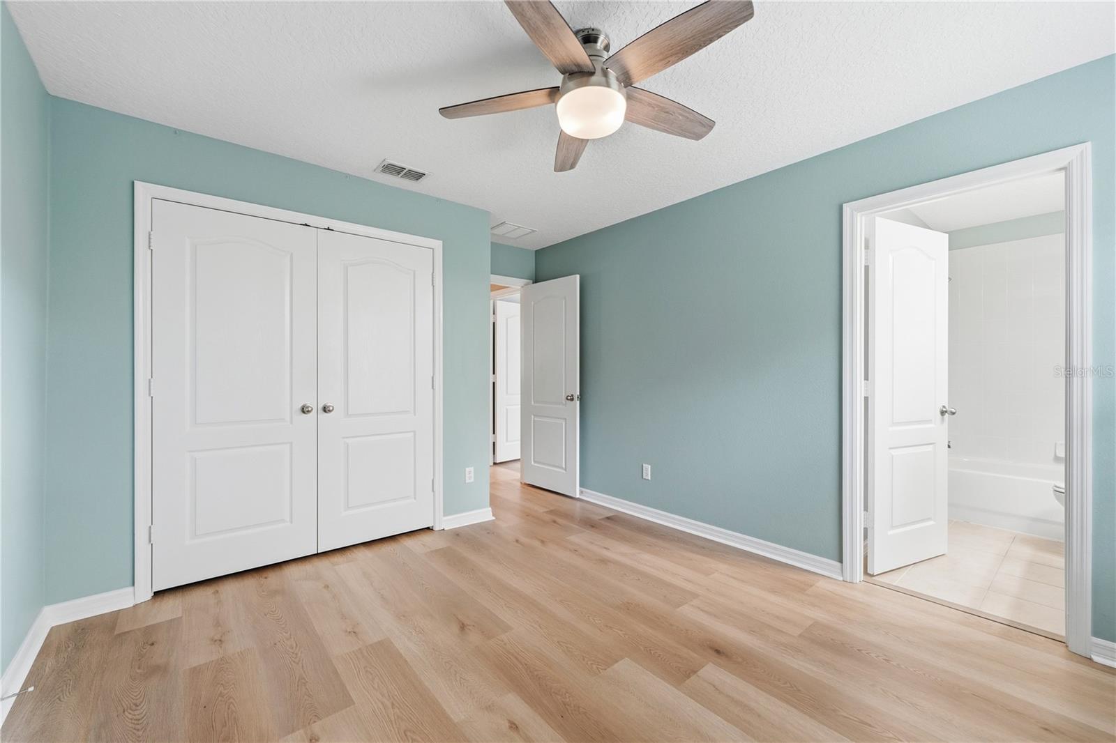 VICTORIA PARK INC 04 - Residential