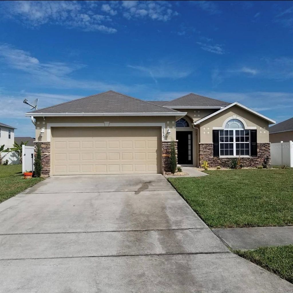 Photo of 5620 Sycamore Canyon Drive, Kissimmee, FL 34758 (MLS # S5148467)