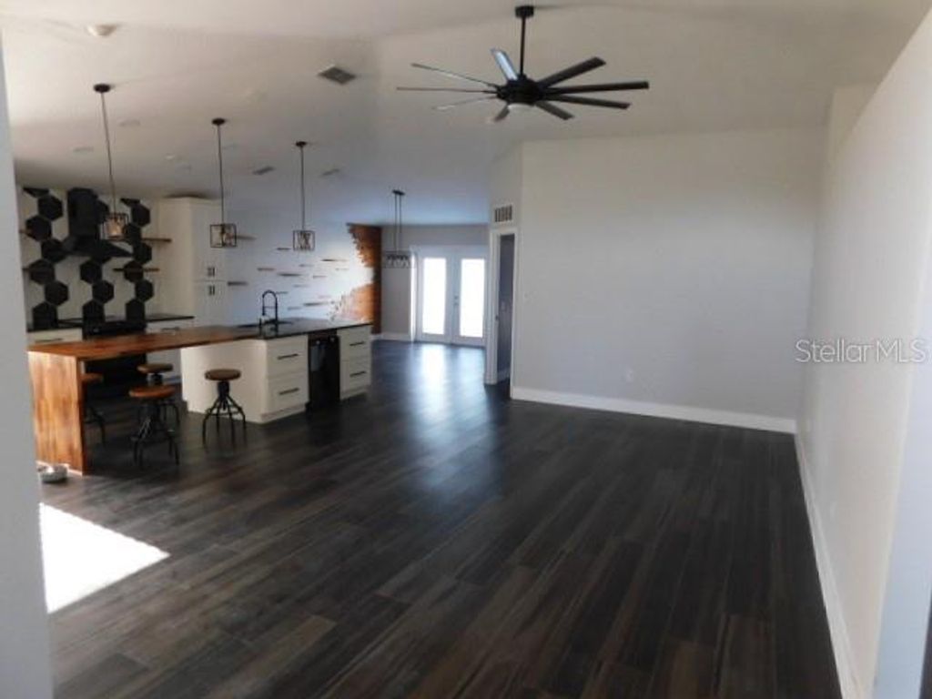 Photo of 5620 Sycamore Canyon Drive, Kissimmee, FL 34758 (MLS # S5148467)