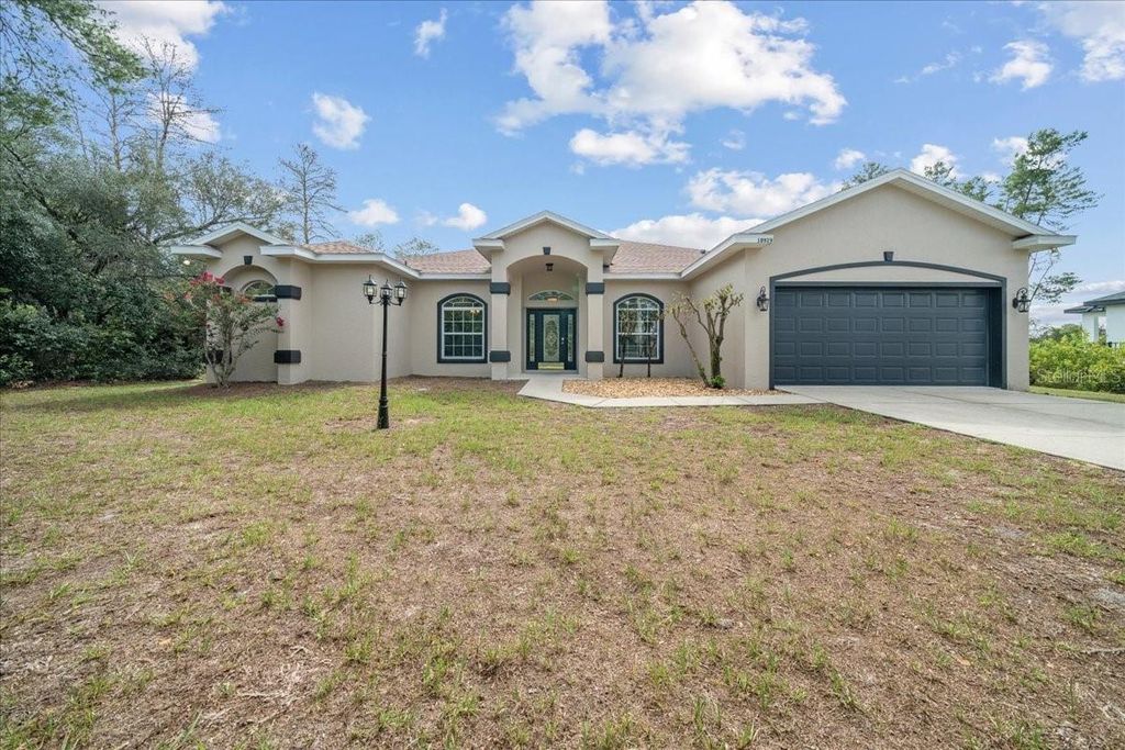 Photo of 10929 SW 39th Court, Ocala, FL 34476 (MLS # OM706221)
