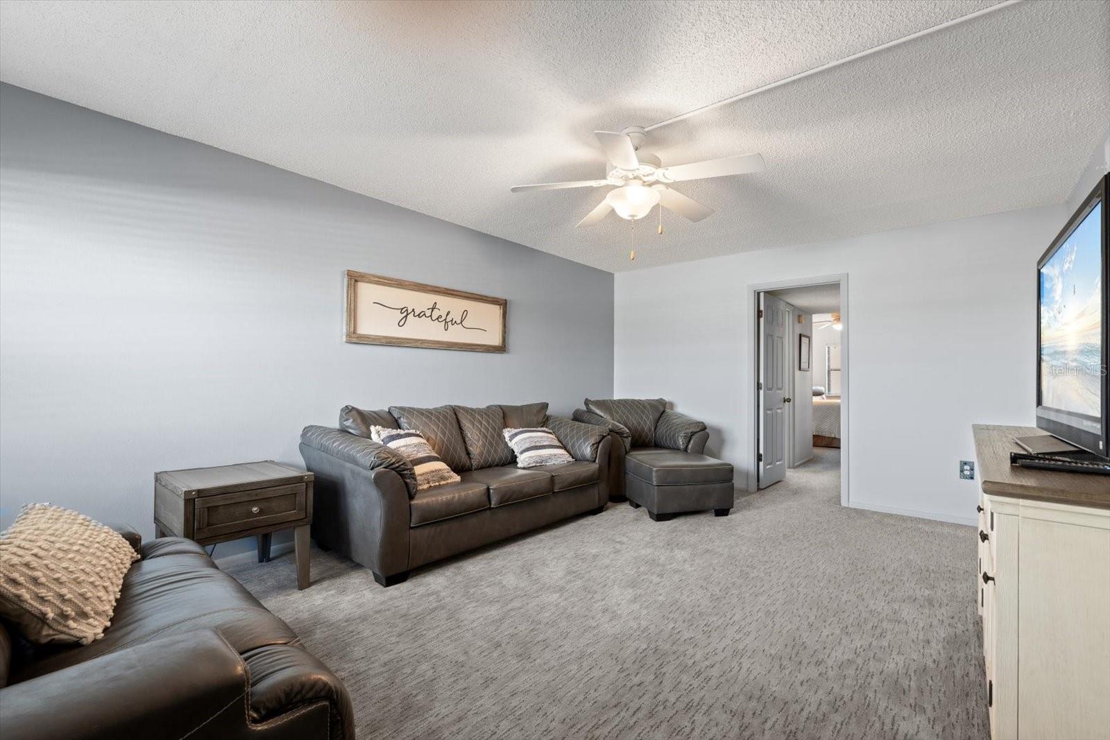 305 30TH AVENUE W A208