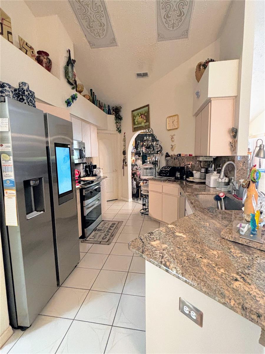 13393 DRAYTON DRIVE