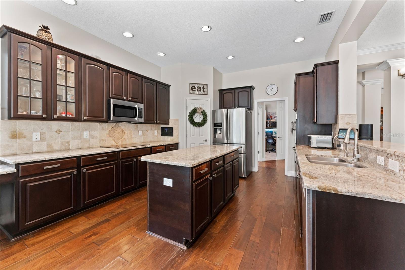 MANDOLIN PH 3 - Residential Lease