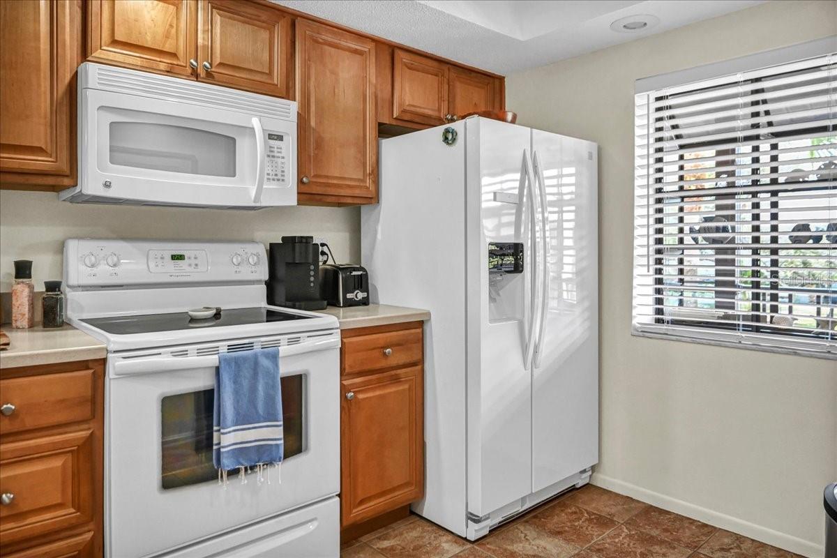MISSION LAKES - Residential Lease