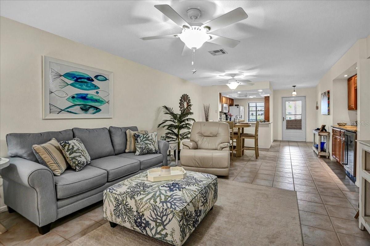 MISSION LAKES - Residential Lease