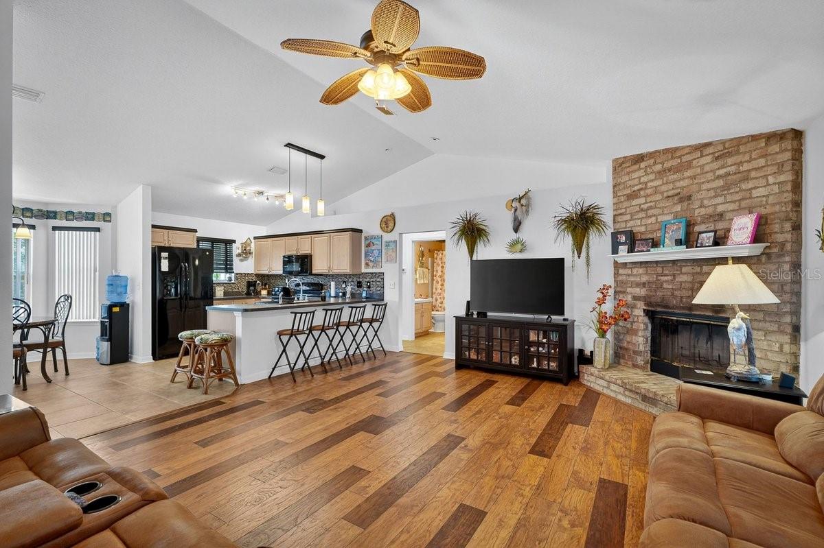 LEHIGH WOODS - Residential