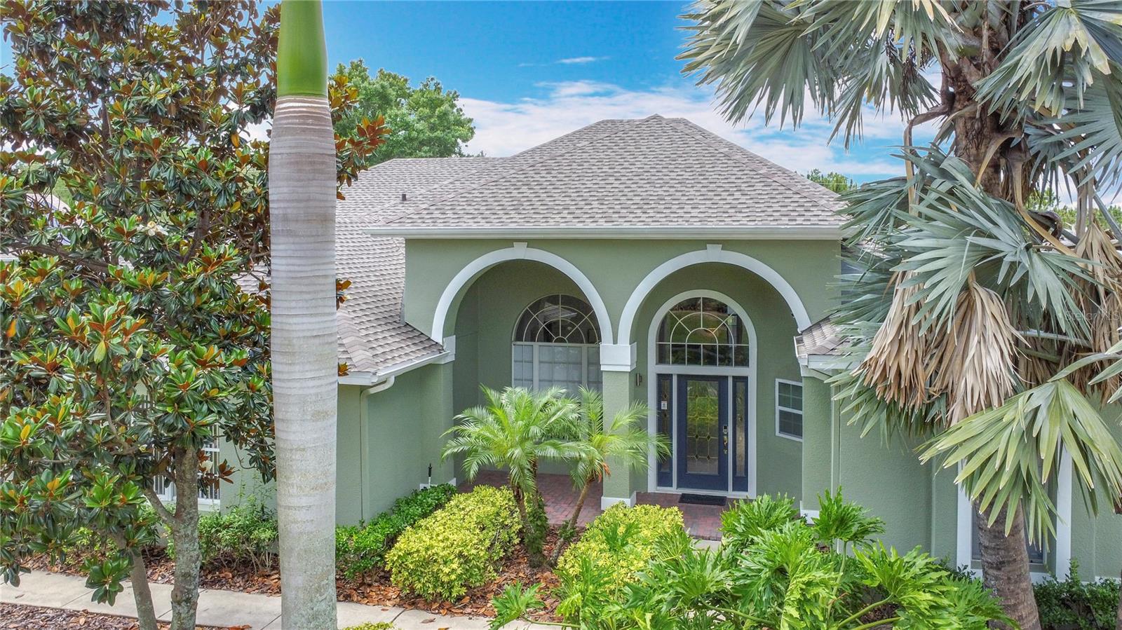 2806 SPINNING SILK COURT