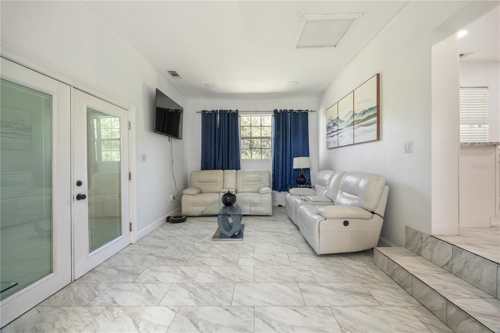 UNRECORDED - Residential