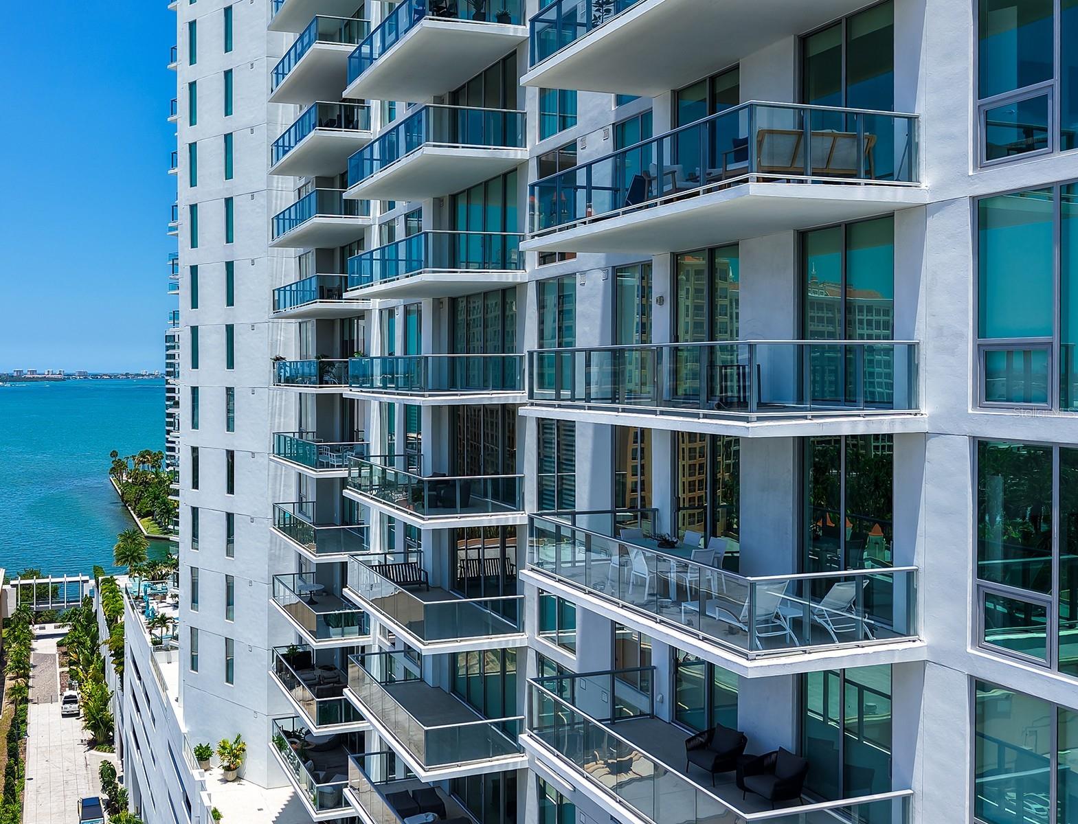 301 QUAY COMMONS 1007