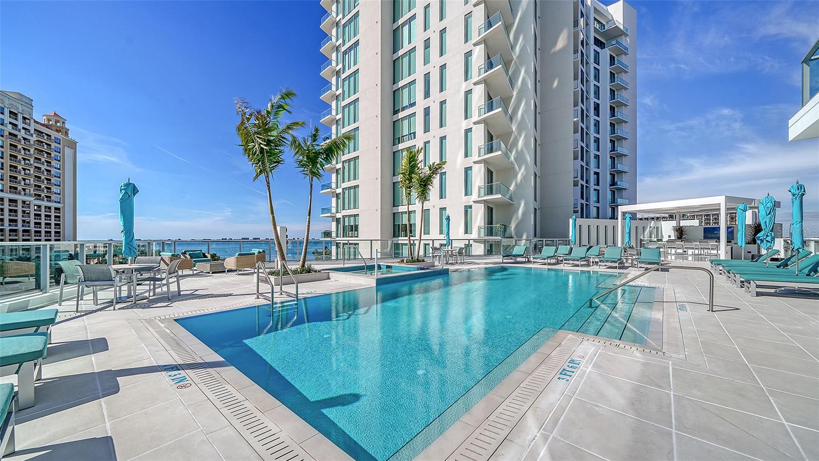 301 QUAY COMMONS 1007