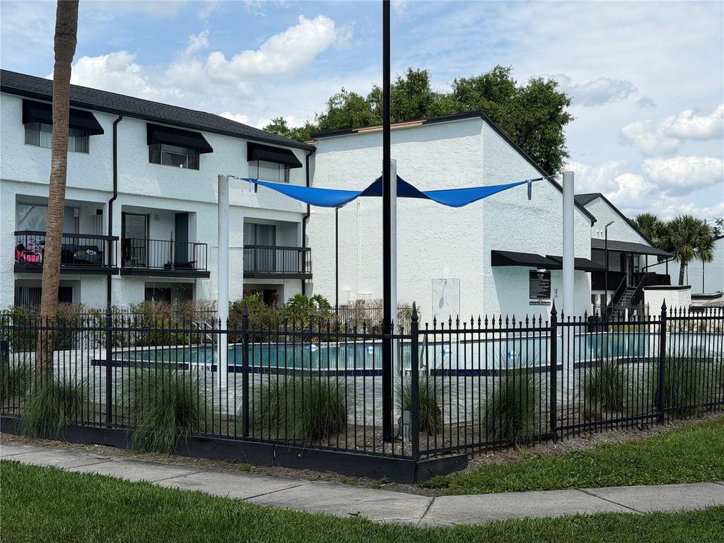 Photo of 4215 S Semoran Boulevard #15, Orlando, FL 32822 (MLS # S5149399)