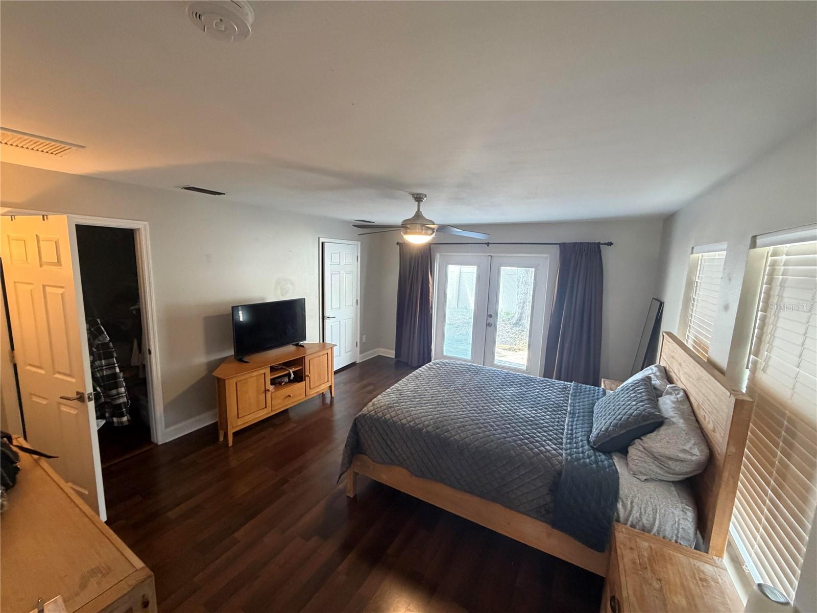 MEADOW LAWN 1ST ADD - Residential